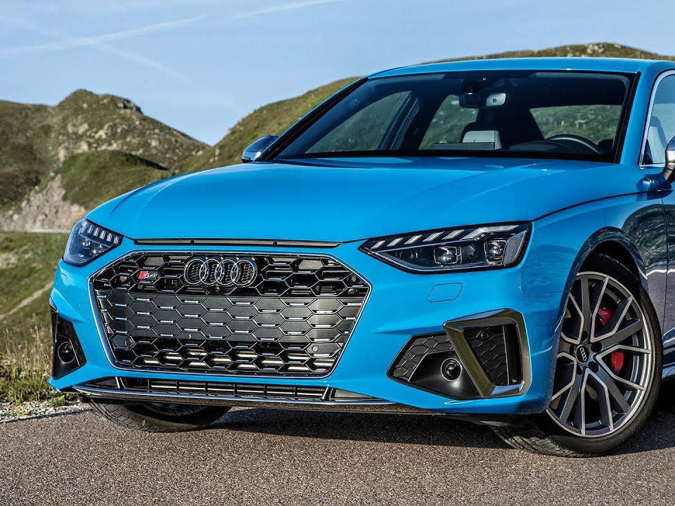 Audi A4 B9 2020+ Front Honeycomb Grille in S4 Black Style